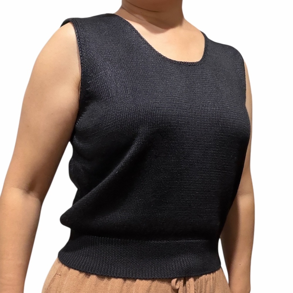 FIA Italia Hand Loomed Women Sz Medium‎ Black Sleeveless Knit Crew Top